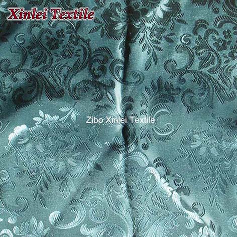 jacquard tablecloth 3.JPG